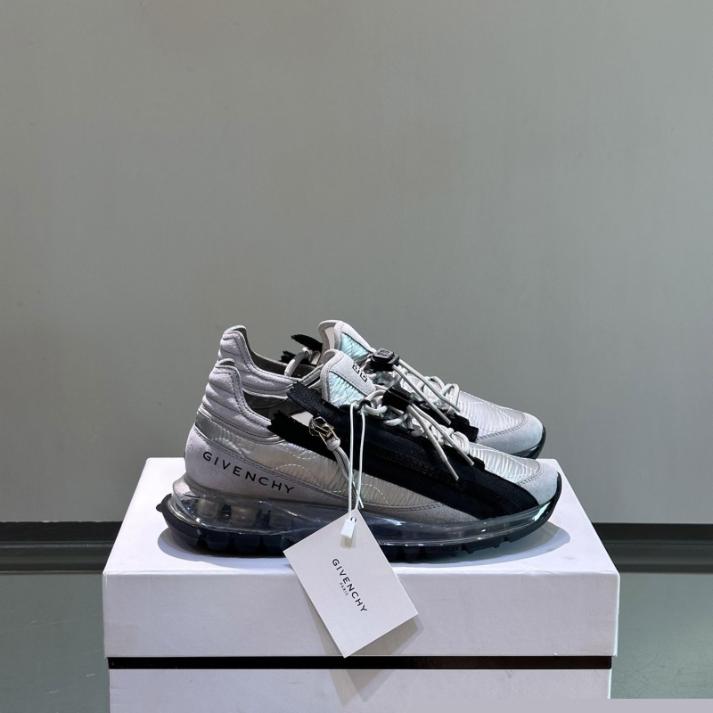 Givenchy Sneakers